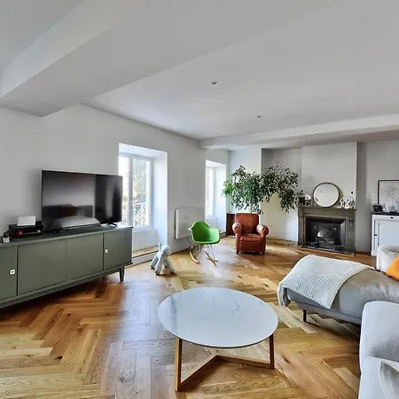 Apartment Le Memorable Ecully